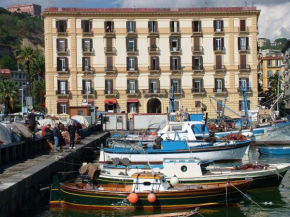 Caracciolo 10 Napoli